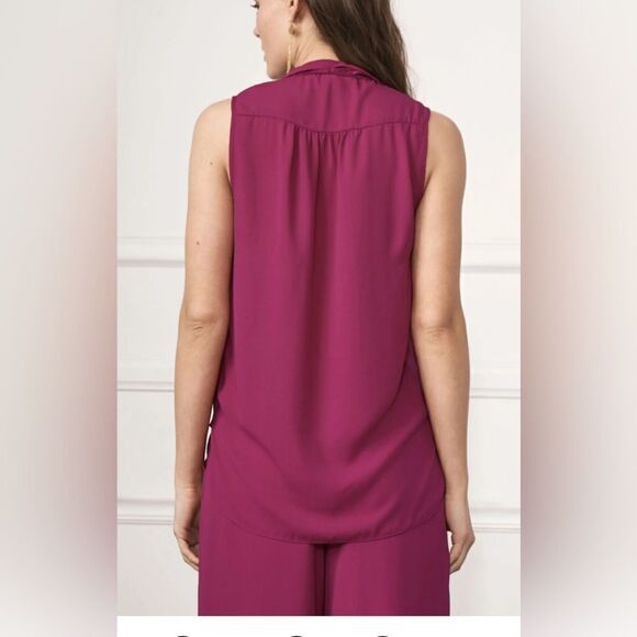 NWT Three Eighty Two Women’s Monroe Surplice Garnet/Maroon Sleeveless Top - M - Picture 2 of 5